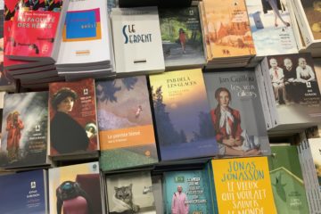 Livres sur la table Livres sur la table