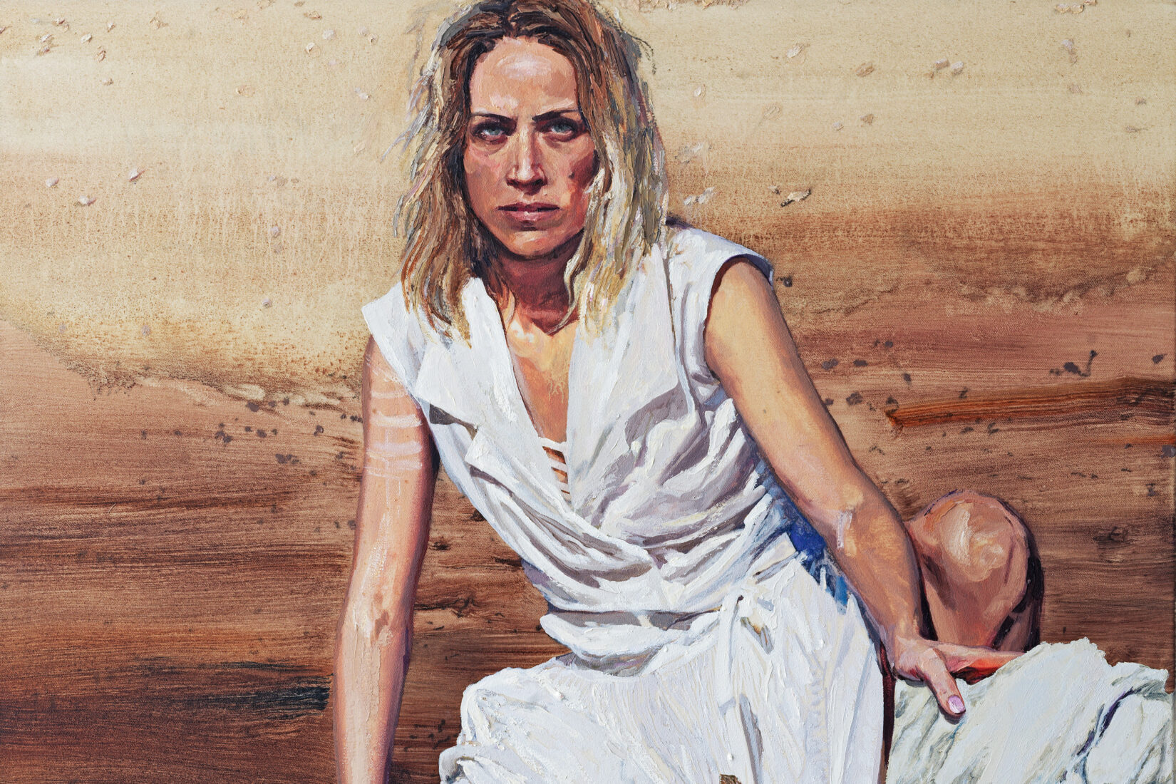 Peinture représentant une jeune femme blonde tout de blanc vêtue, accroupie au sol.